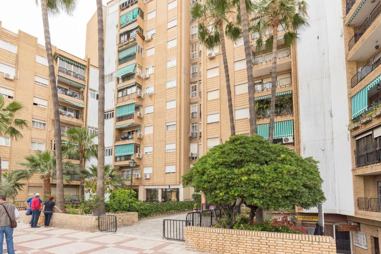 Stunning Spacious City Apartment With Free Parking Málaga Exterior foto