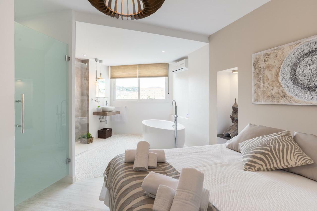 Stunning Spacious City Apartment With Free Parking Málaga Exterior foto