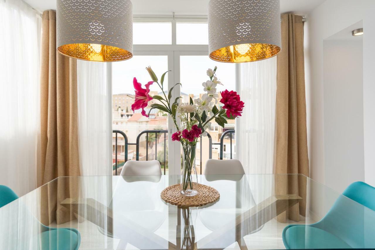 Stunning Spacious City Apartment With Free Parking Málaga Exterior foto