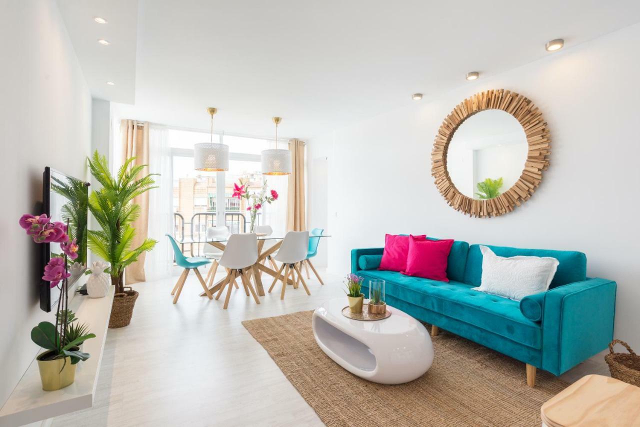 Stunning Spacious City Apartment With Free Parking Málaga Exterior foto